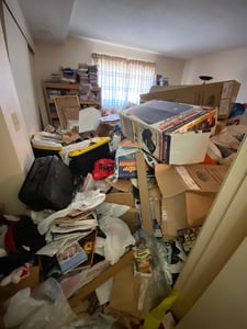 hoarding 2